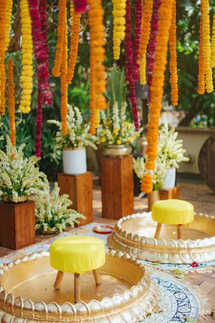Floral detail and Ceiling — Haldi decor — Alila Diwa Goa